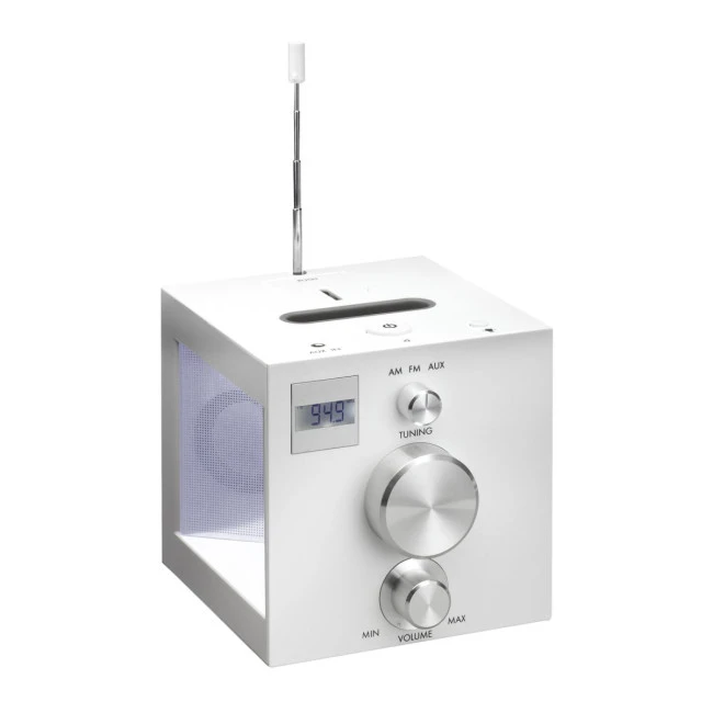 Speaker with radio