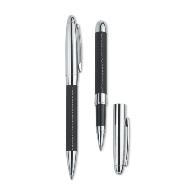 Pen set in pouch