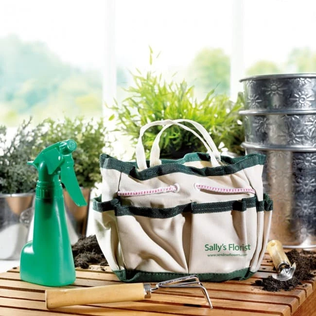 Set Of 7 Garden Tools