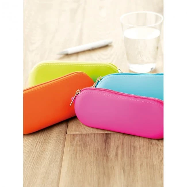 Silicone pouch