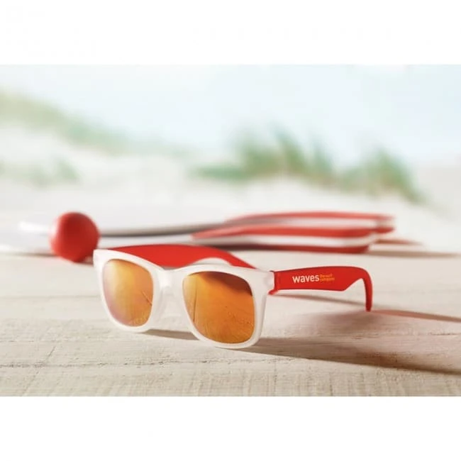 Sunglasses With Mirrored Lens