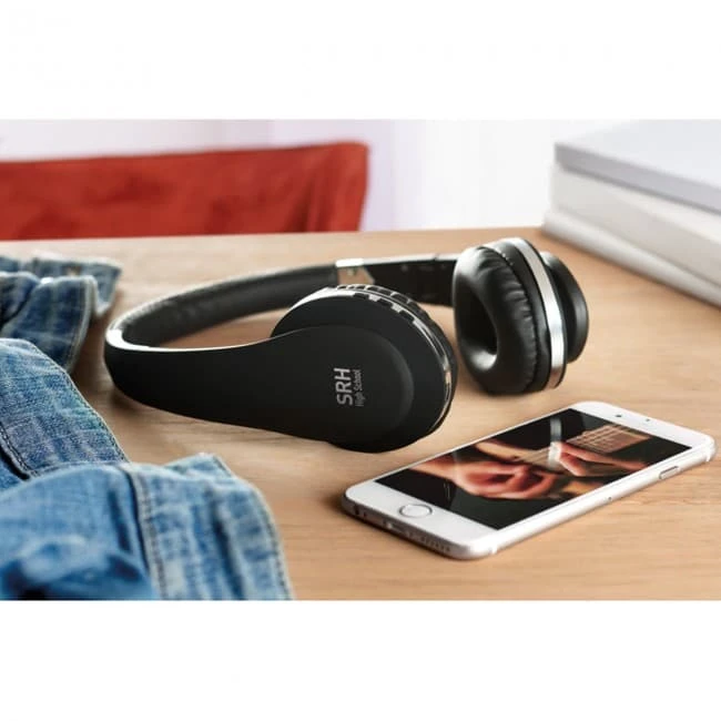 Bluetooth headphones