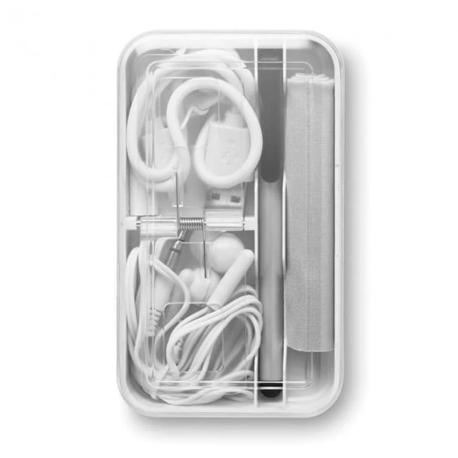 Travel set with earphones