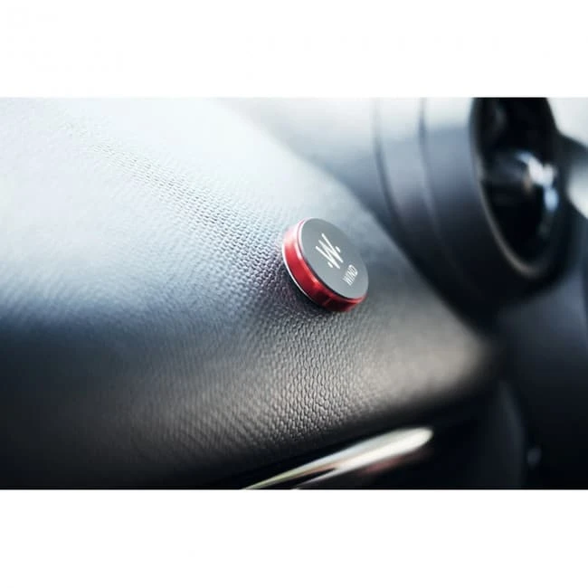 Mount holder magnetic
