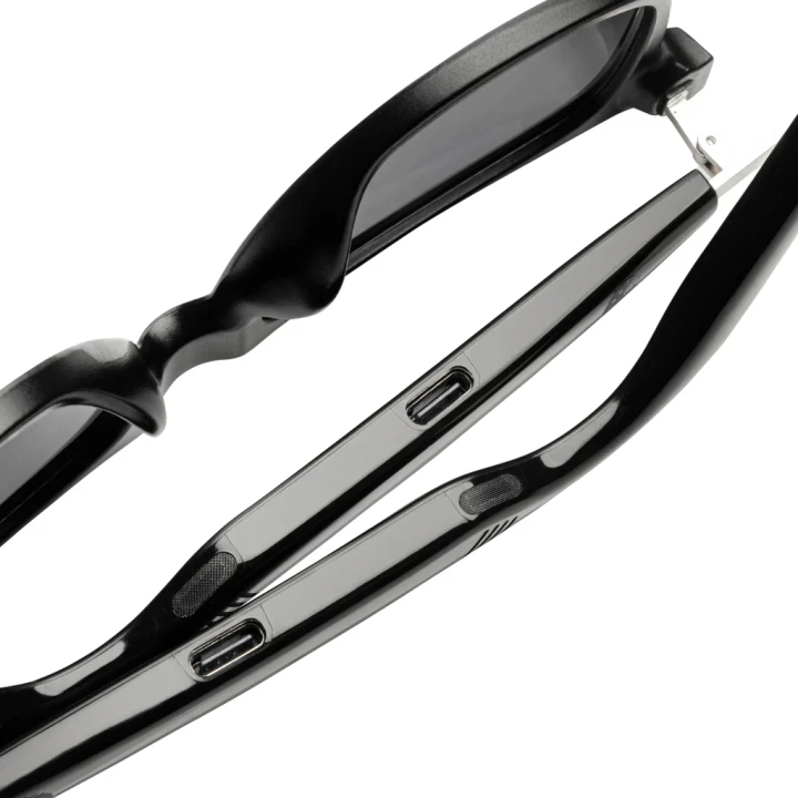 Miro AI-powered Audio Glasses with translation function