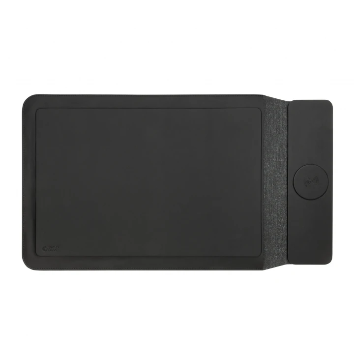 Swiss Peak 15W Magnetic Charging Laptop Sleeve 14-15.6"